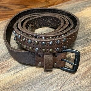 Liebskind Berlin leather belt with metal rivets - preowned fits 25-28” waist